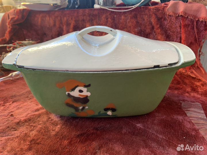 Кастрюля чугунная эмалированная СССР 2 л