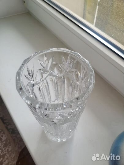 Хрустальная ваза