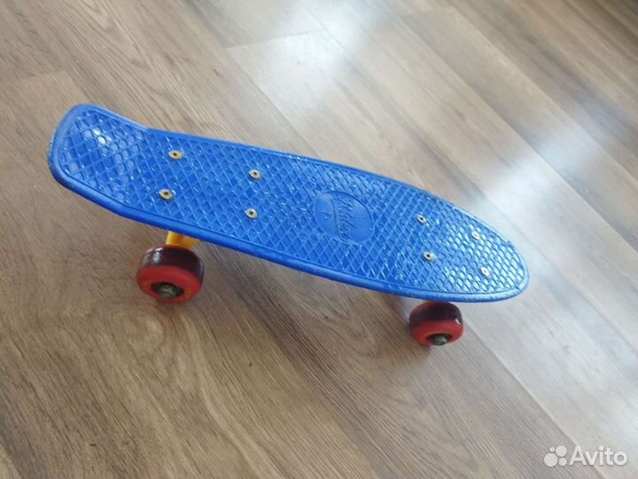 Скейтборд пластиковый