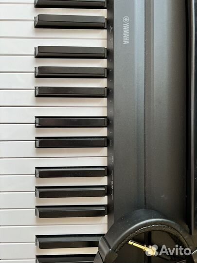 Цифровое пианино yamaha P-45B с подставкой