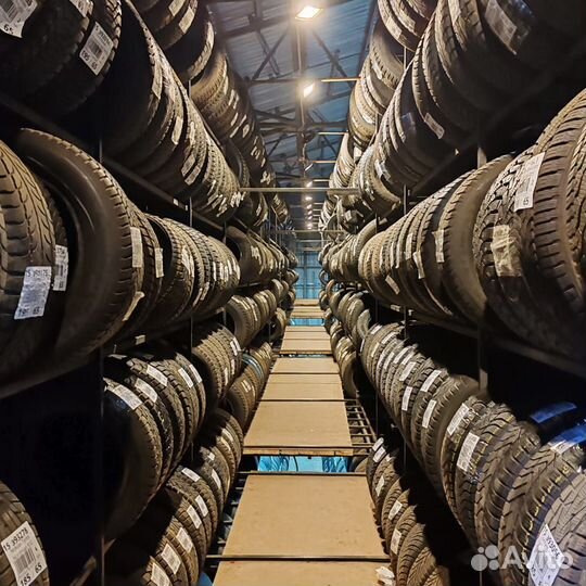 Dunlop SP Winter Ice 02 175/70 R14 84T