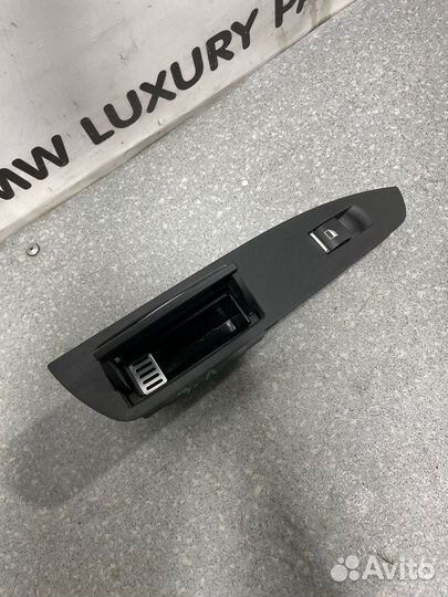 Пепельница задняя левая Bmw 7 F01 N63B44