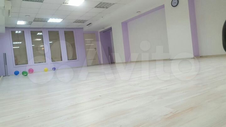 Торговая площадь, 69 м² студия танцев
