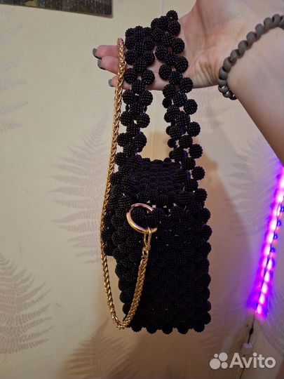 Сумочка из бусин ручной работы