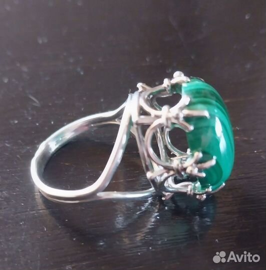 Серебряное кольцо