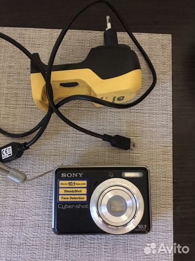 Компактный фотоаппарат sony