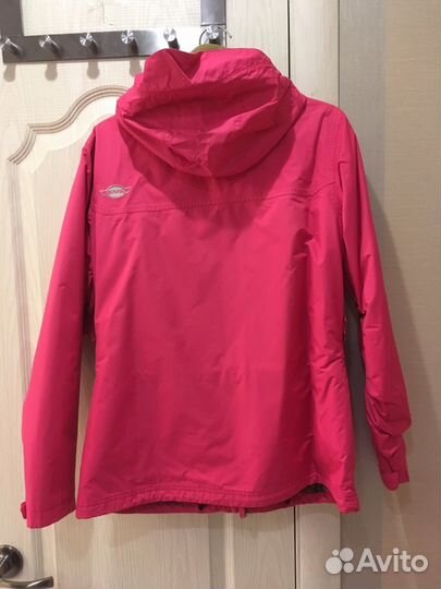 Куртка женская спортивная