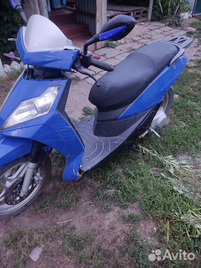 Скутер 4х тактный