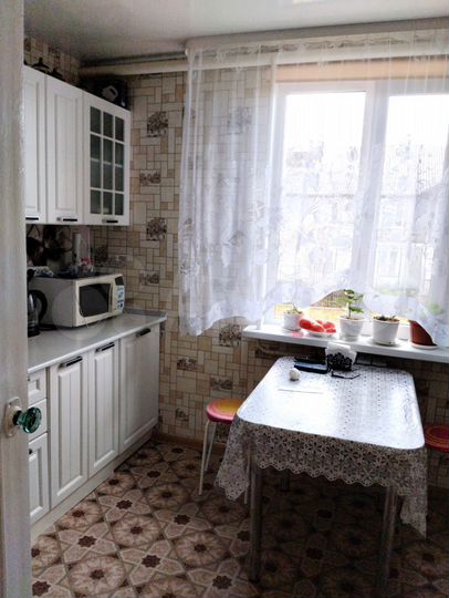 2-к. квартира, 54 м², 2/2 эт.