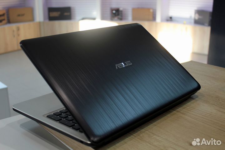 Ноутбук Asus для дома и офиса