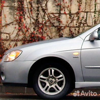 Крыло переднее левое в цвет Kia Cerato 1