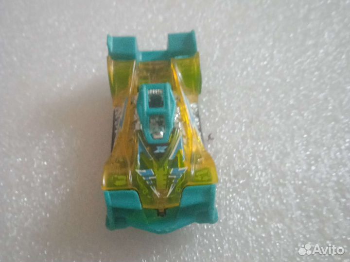 Hot wheels voltage spike