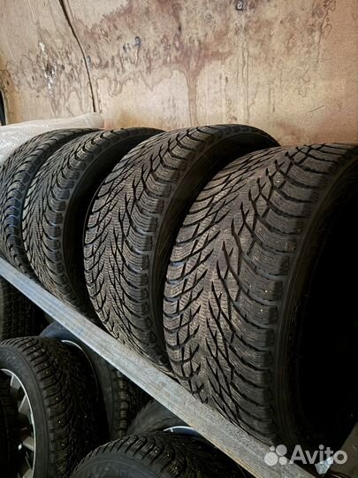 Nokian Tyres Hakkapeliitta R2 275/40 R20 и 315/35 R20