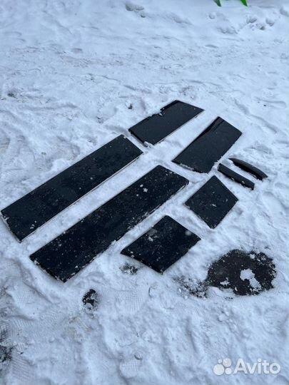 Молдинг Mercedes-Benz E-Class W124 M111