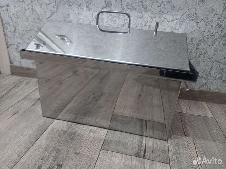 Коптильня с гидрозатвором