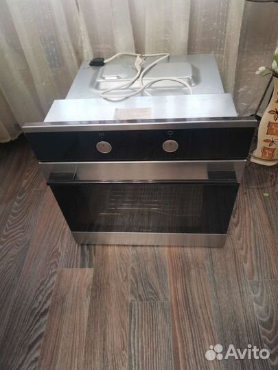 Электро духовка Hansa встраиваемая