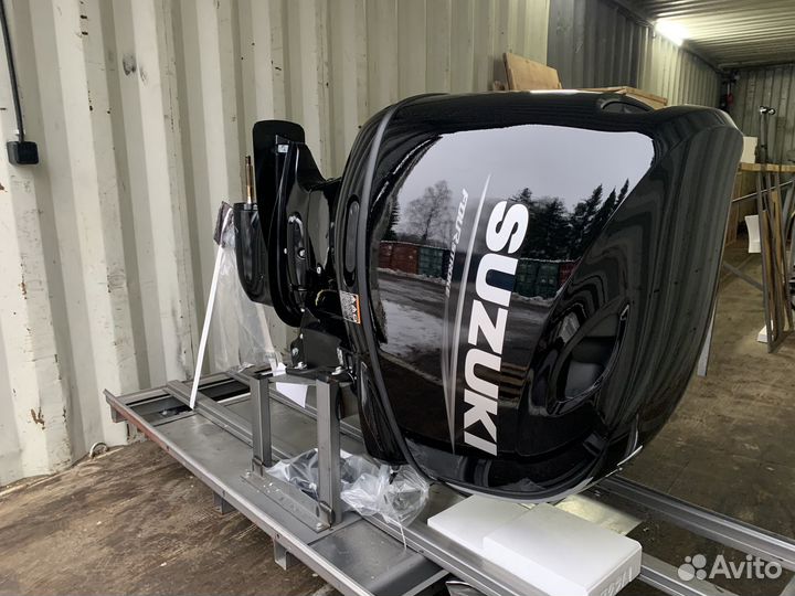 Лодочный мотор Suzuki DF140 BTL