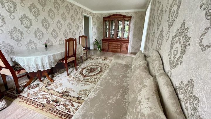 2-к. квартира, 70 м², 3/5 эт.