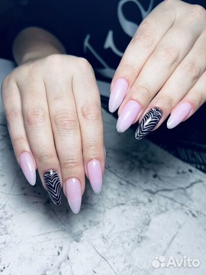 Мастер маникюра