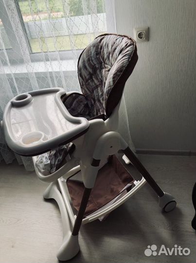 Стул для кормления