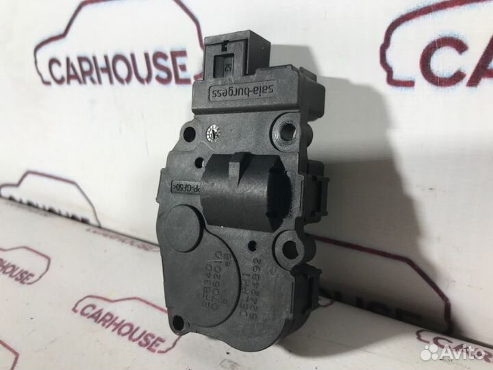 Моторчик заслонки печки Volkswagen Touareg NF 3.6