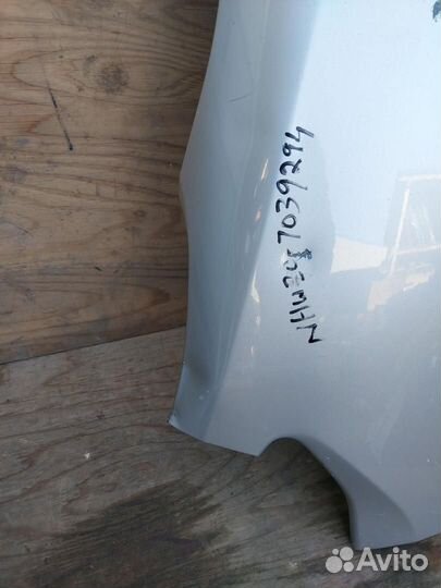 Крыло переднее правое Toyota Prius 2 NHW20 2003