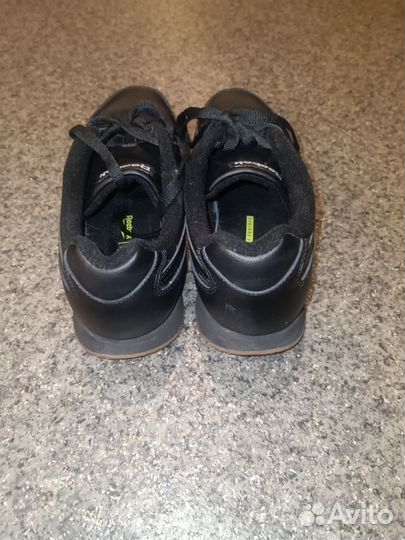 Кроссовки Reebok оригинал,кожаные