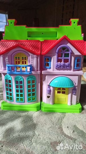 Домик кукольный