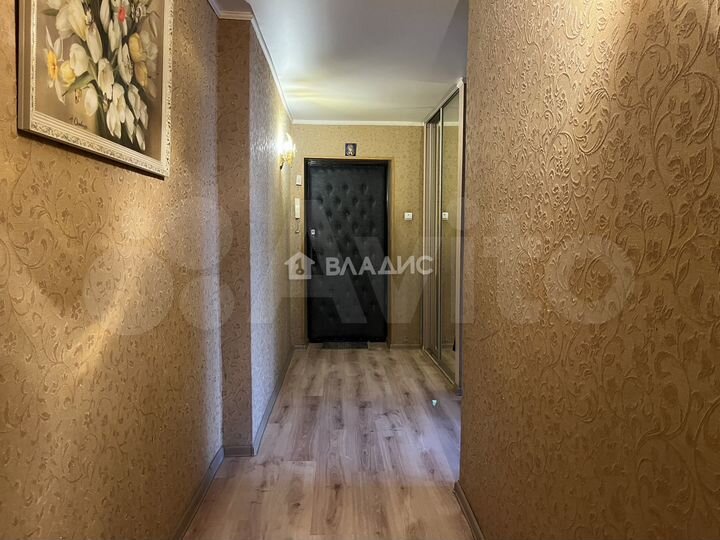 3-к. квартира, 73 м², 6/10 эт.