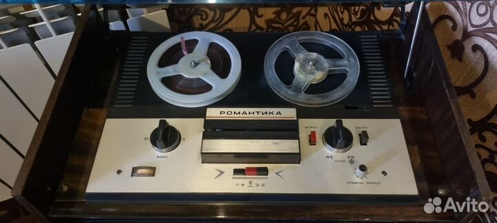 Радиола Романтика 106