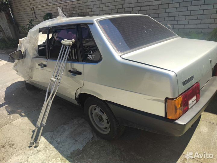 ВАЗ 21099 1.5 МТ, 2004, битый, 189 000 км