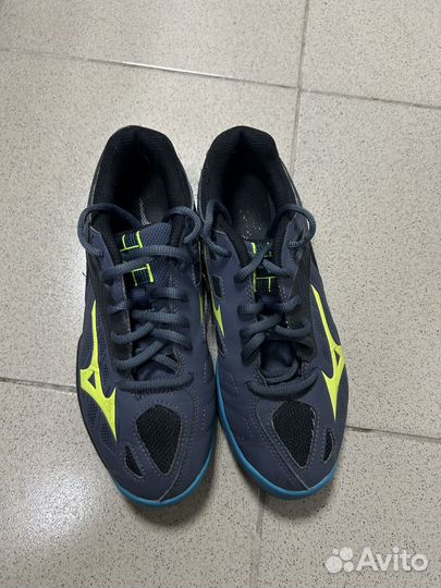 Кроссовки Mizuno Wave Bolt 7