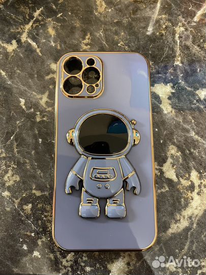 Чехлы на iPhone 12 pro max