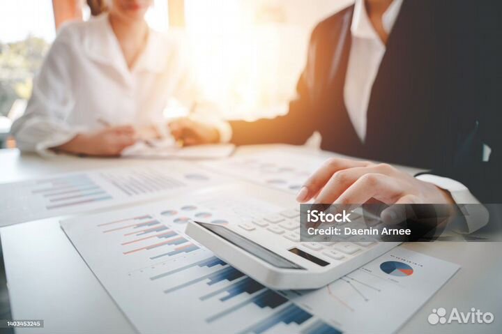 Специалист по кадрам