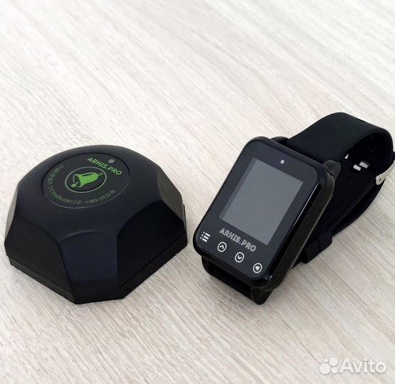 Кнопка вызова официанта, персонала и часы-пейджер