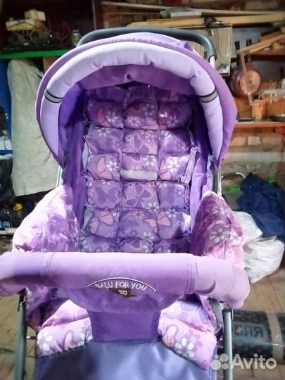 Детская прогулочная коляска