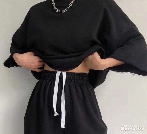 Спортивный костюм женский новый