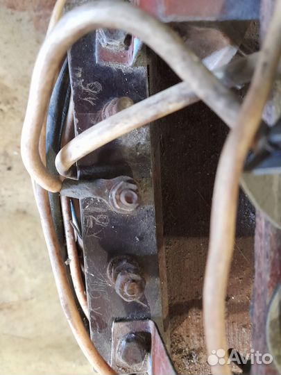 Пускозарядное устройство