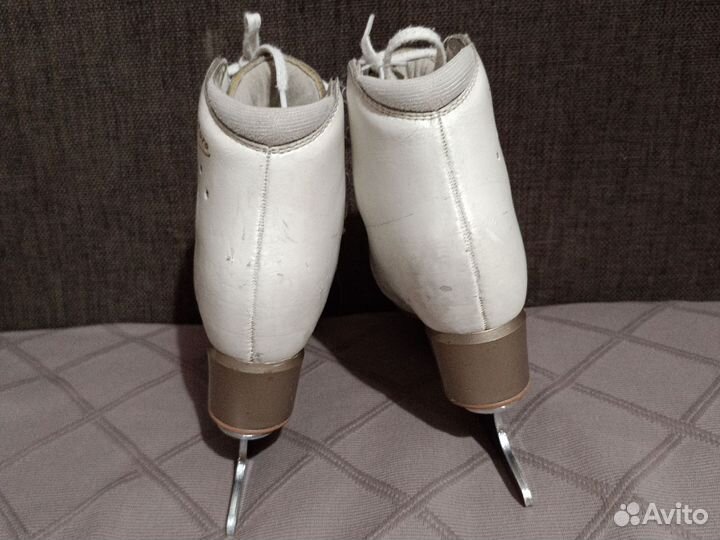 Фигурные коньки edea overture 200