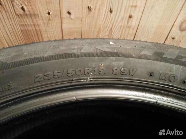 Bridgestone Dueler H/P 235/50 R19 99V