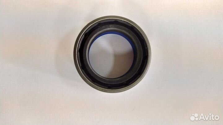 Сальник полуоси 15185041 для Volvo BL 61/71