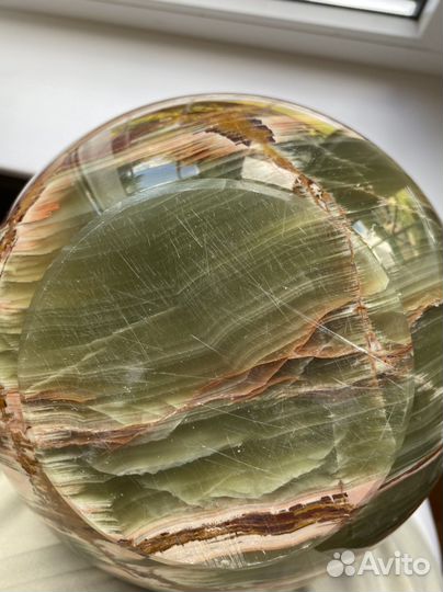 Ваза из оникса круглая