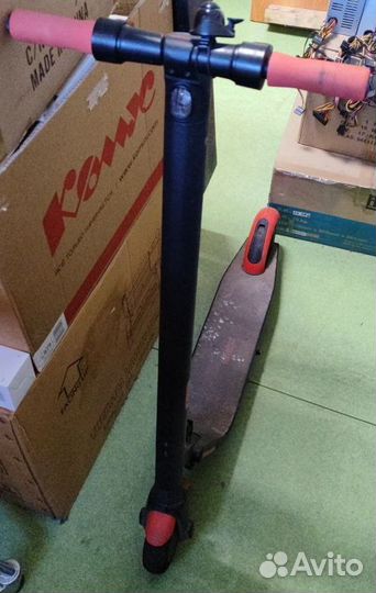 Электросамокат ninebot BY segway kickscooter ES1L