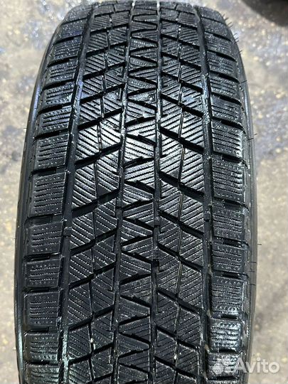 Kapsen SnowShoes AW33 225/95 R19