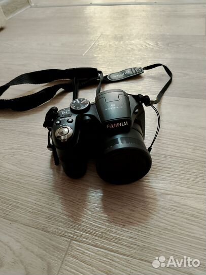 Зеркальный фотоаппарат