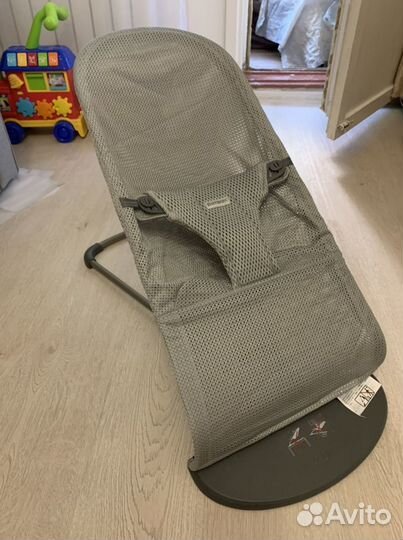 Шезлонг babybjorn оригинал