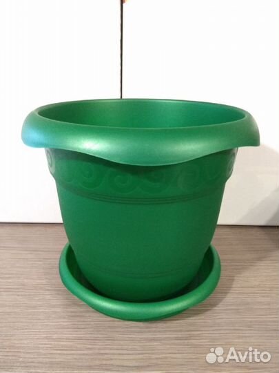 Новые горшки для цветов 5 литров