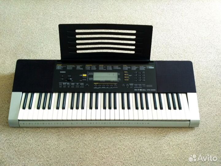 Синтезатор Casio CTK-4400