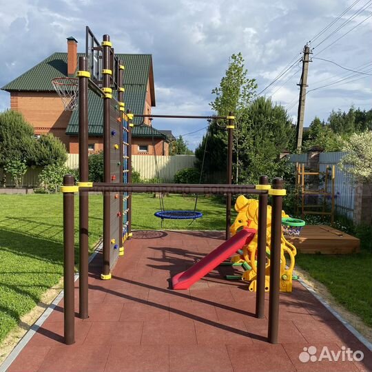 Спортивная площадка на дачу