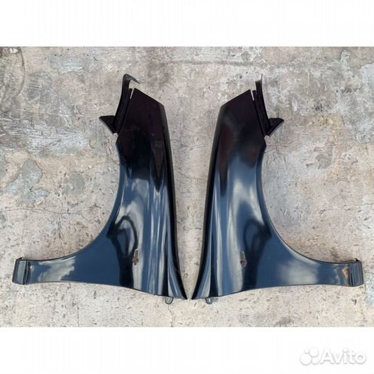 Крылья на Калину левое и правое новые